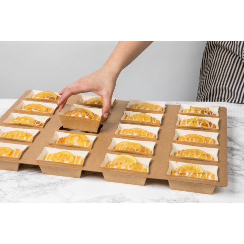 Stampo da forno in cartone con microcanule