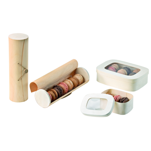 Scatola in legno con coperchio e finestra