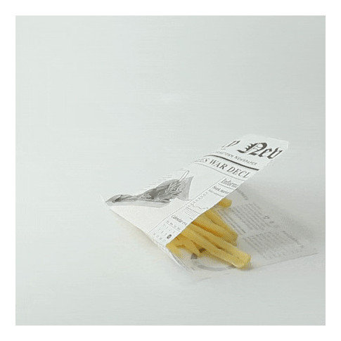 Sacchetto in carta bianca aperto su 2 lati, decorazione stampa di giornale 130x130mm