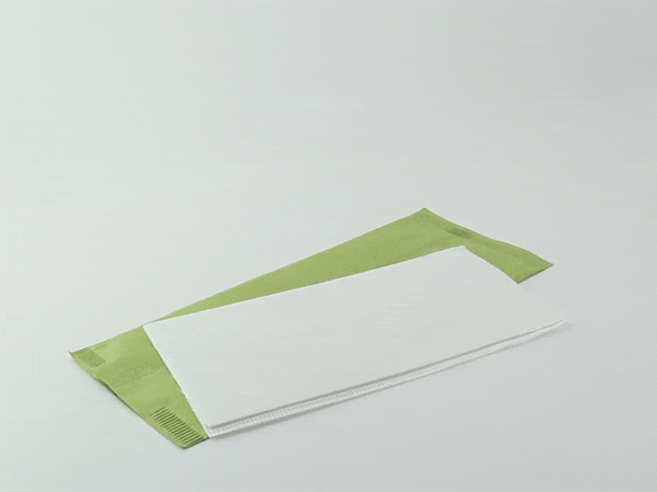 Busta portaposate in carta verde con tovagliolo bianco - 11 cm x 25 cm - 500 unità